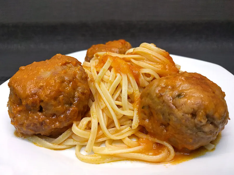 Presentación de las albóndigas Hancock