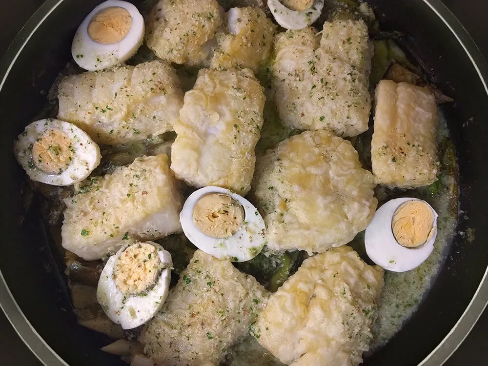 Bacalao con huevos duros