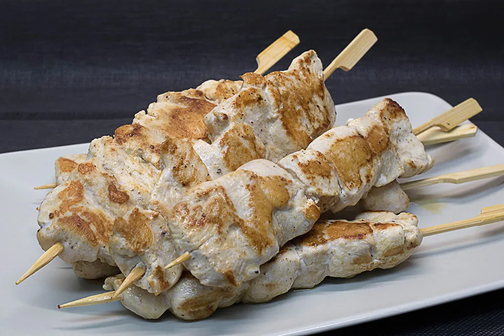 Brochetas de pollo a la plancha