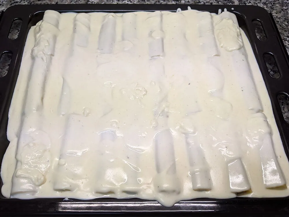 Canelones con bechamel.
