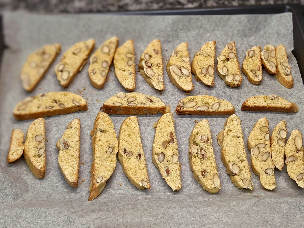 Carquiñolis listos para hornear.