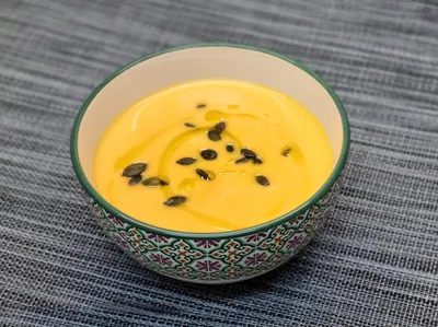 Crema de calabaza y pera con mascarpone