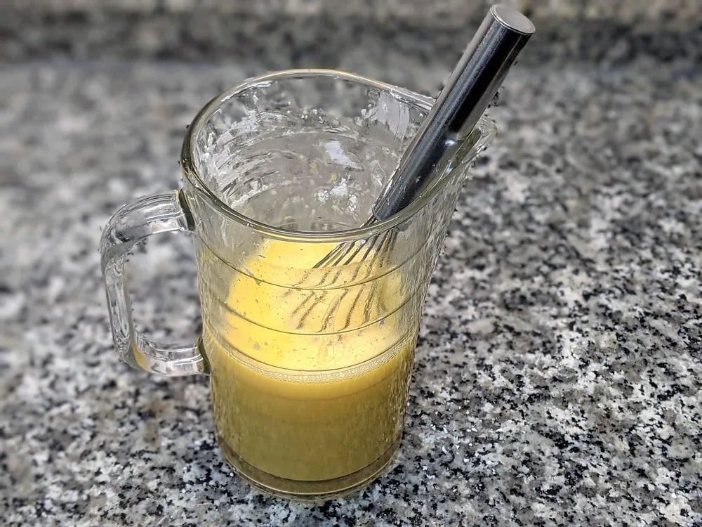 Disolución de zumo de naranja, azúcar y harina fina de maíz.