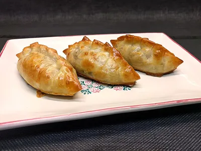 Crestas de puerro, champiñones y ceps