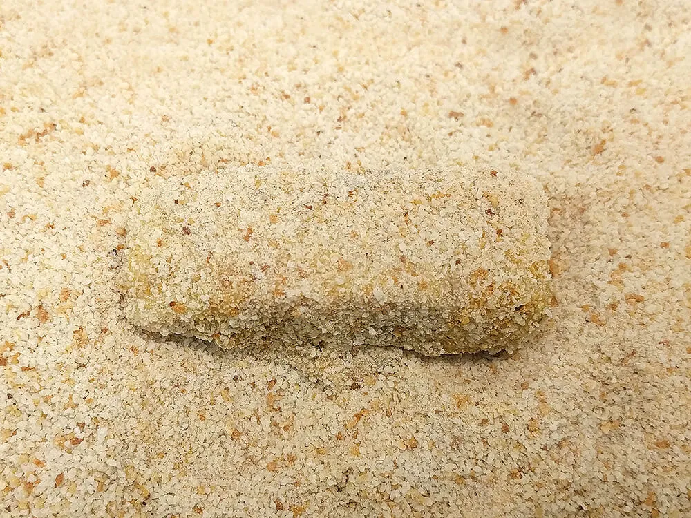 Croqueta rebozada con pan rallado