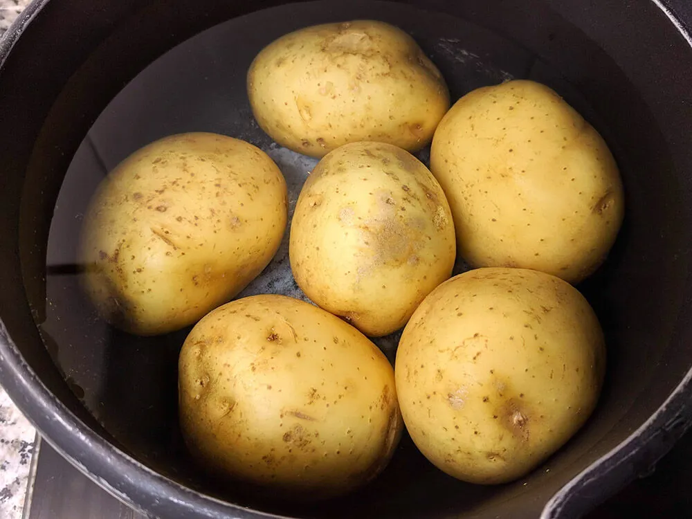 Patatas listas para hervir.