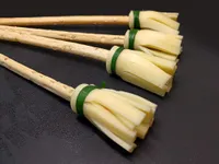 Escobas de queso para Halloween