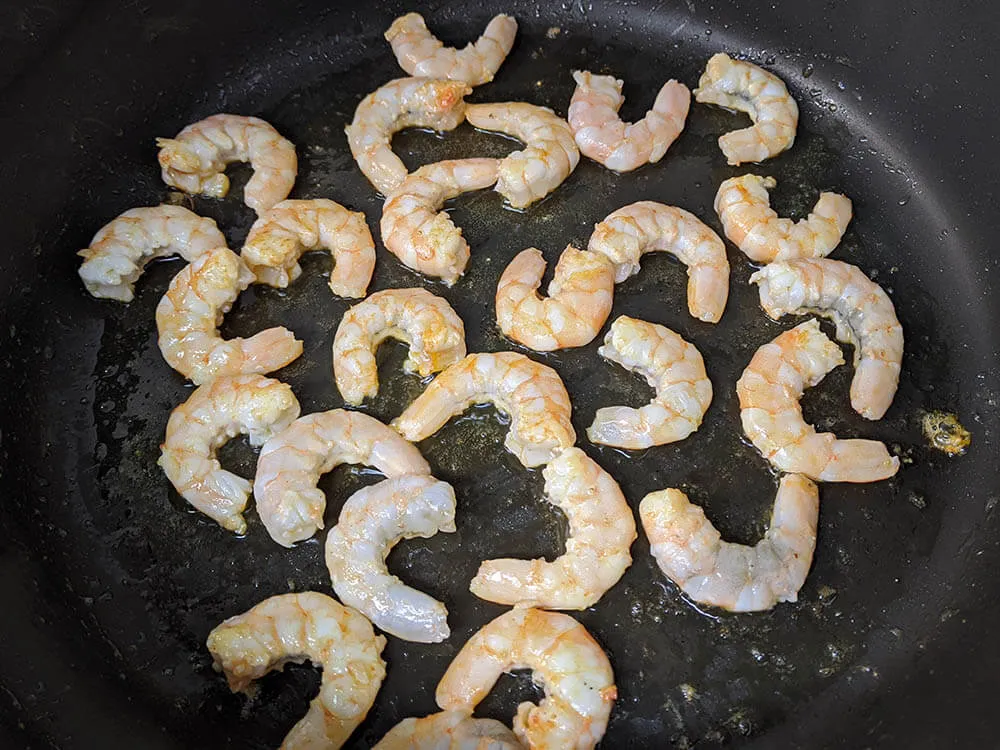 Langostinos salteados.