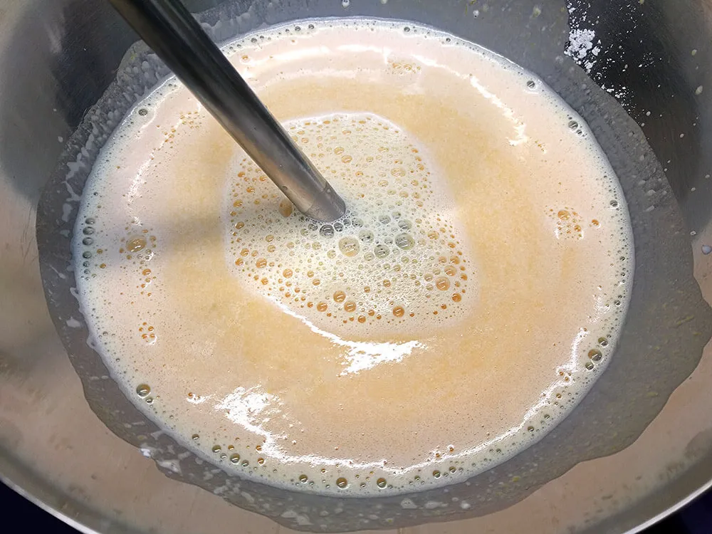 Ingredientes del flan de calabaza triturado.