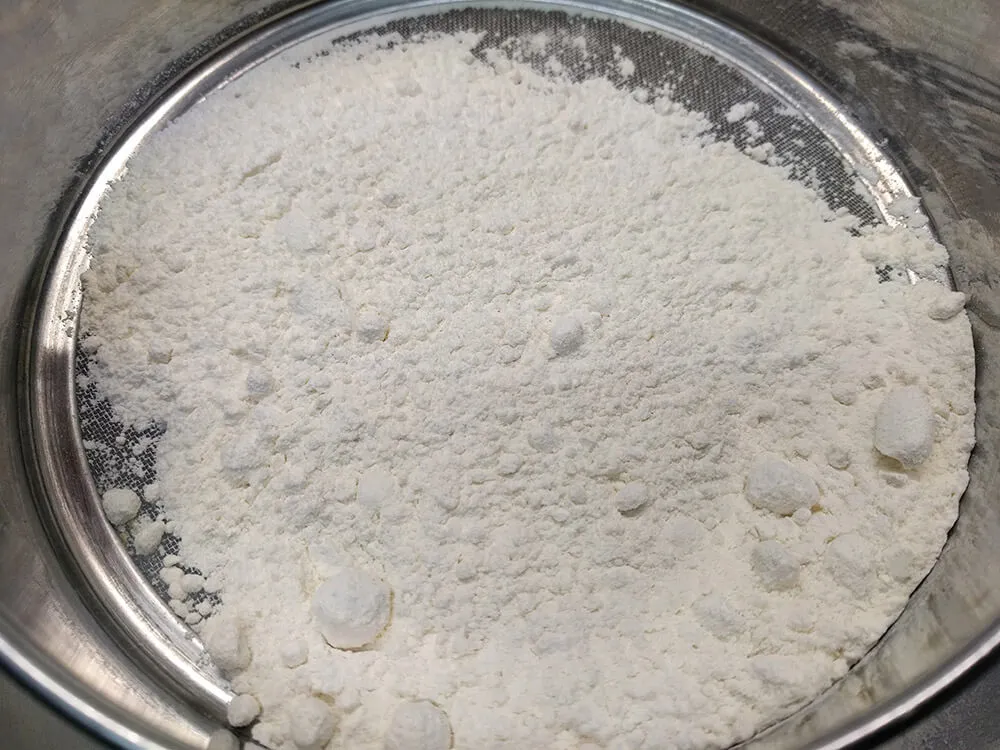 Harina en tamiz
