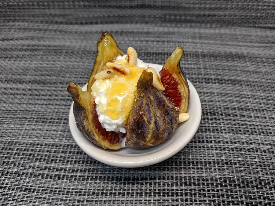 Higos con requesón.