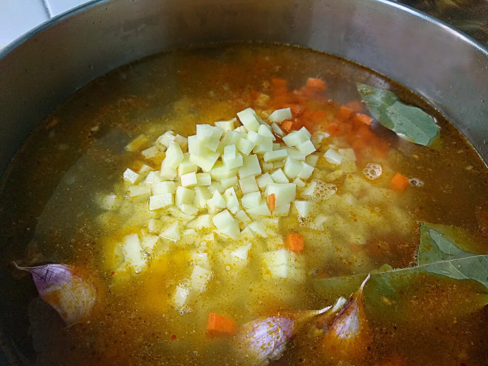 Base del guiso para las lentejas