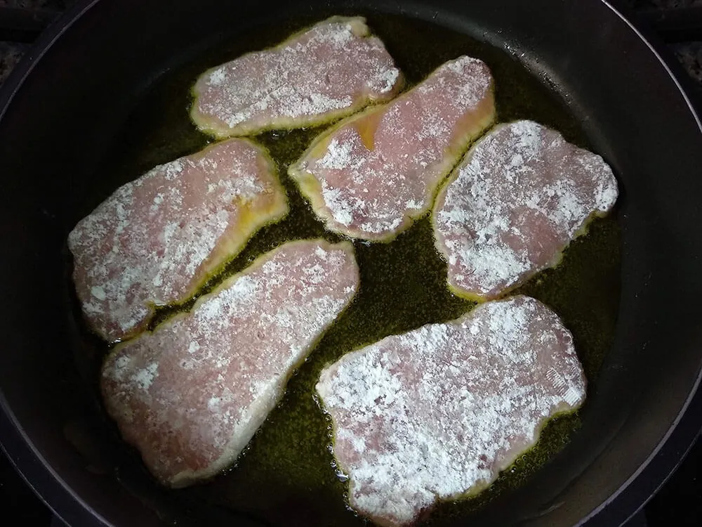 Lomo enharinado frito.