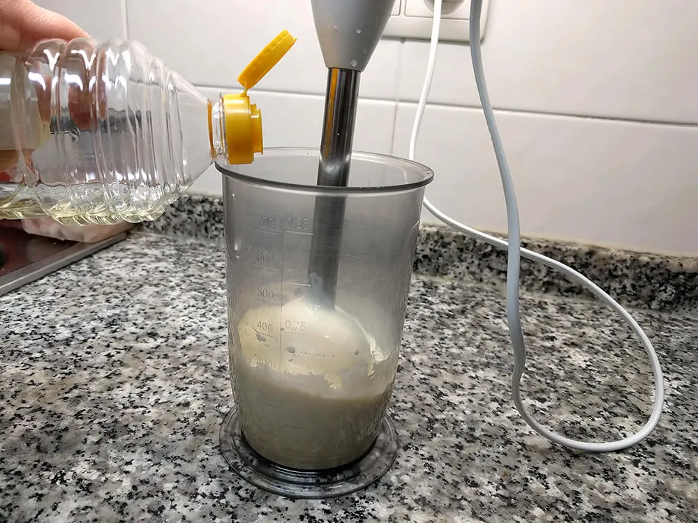 Emulsión de la mayonesa