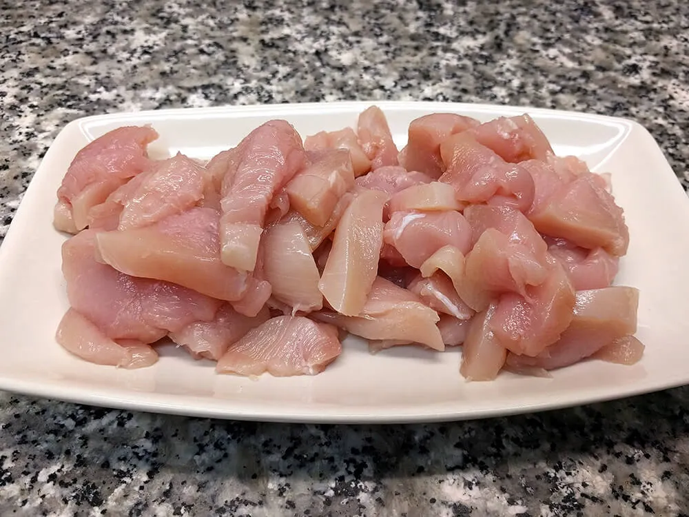 Pollo cortado a trozos