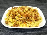 Pasta con boloñesa casera.