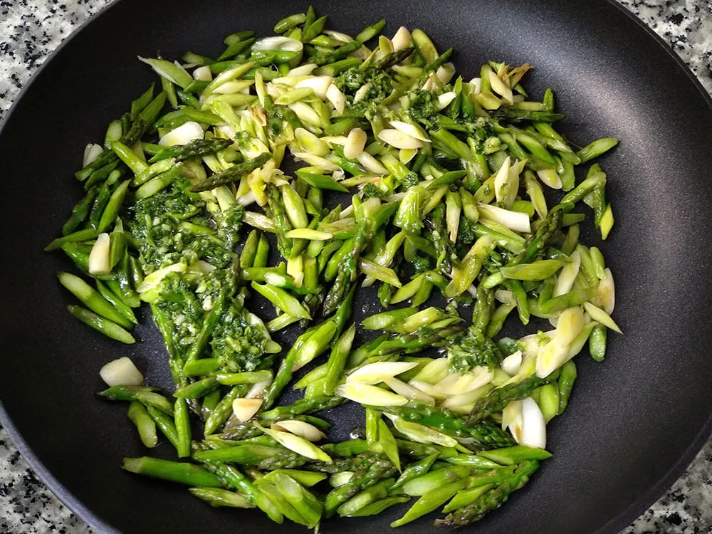 Huevos listos para batir.