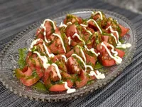 Primera presentación de los tomates Monterosa con aceite de albaca.