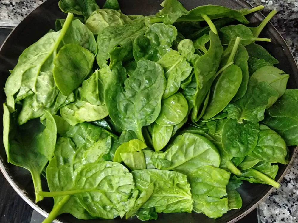 Espinacas baby frescas.